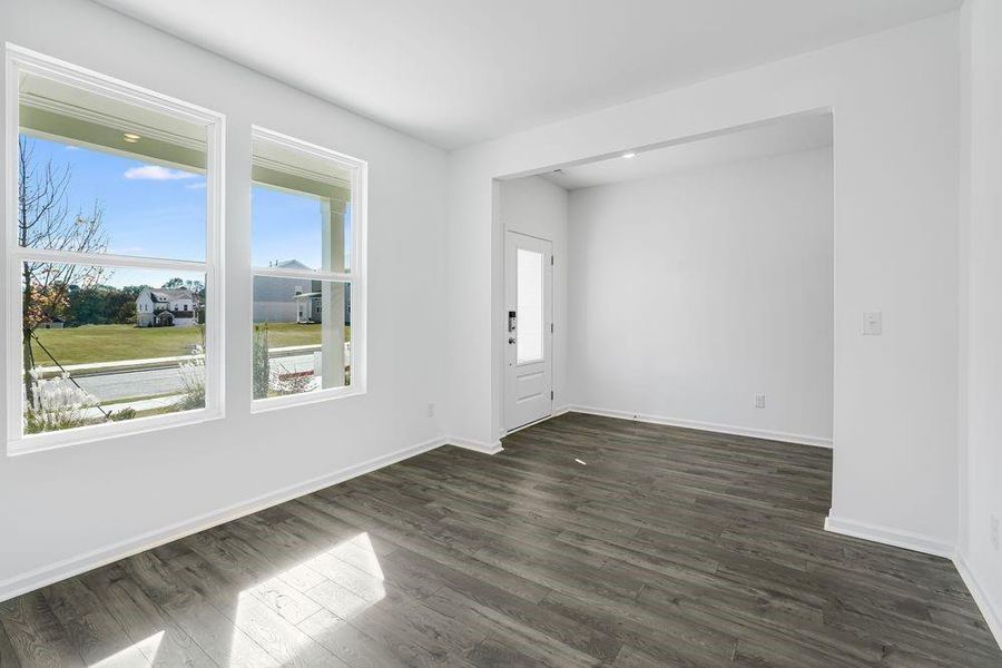 Spacious, unfurnished interior of a new home in Windance Lake, Loganville (Image 40).