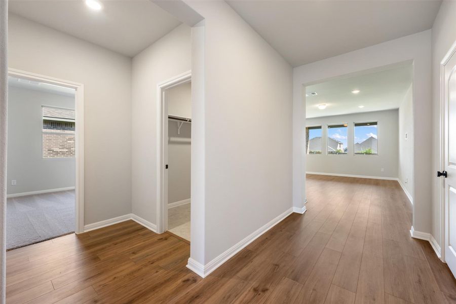 Spacious, unfurnished interior of a new home in The Cottages at La Cima, San Marcos (Image 4). Spacious, unfurnished interior of a new home in The Cottages at La Cima, San Marcos (Image 4).