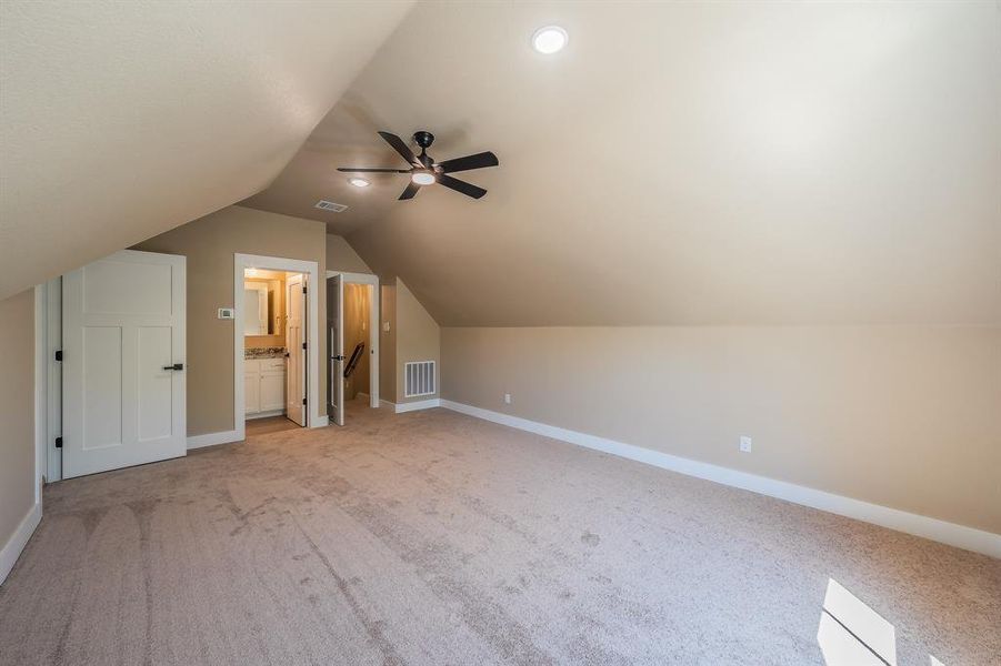 Gameroom/Flex Area
