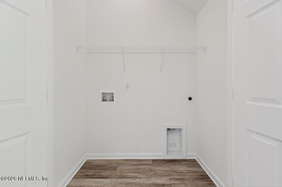 Spacious, unfurnished interior of a new home in , Jacksonville (Image 52).