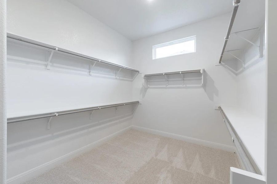 Spacious, unfurnished interior of a new home in Wolf Ranch West Bend - 60', Georgetown (Image 17).