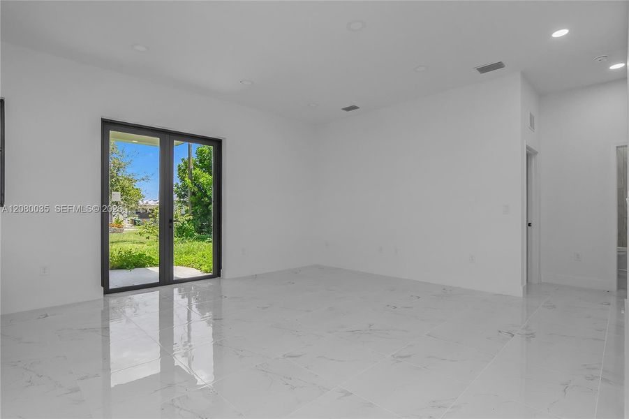 Spacious, unfurnished interior of a new home in , Cape Coral (Image 22). Spacious, unfurnished interior of a new home in , Cape Coral (Image 22).