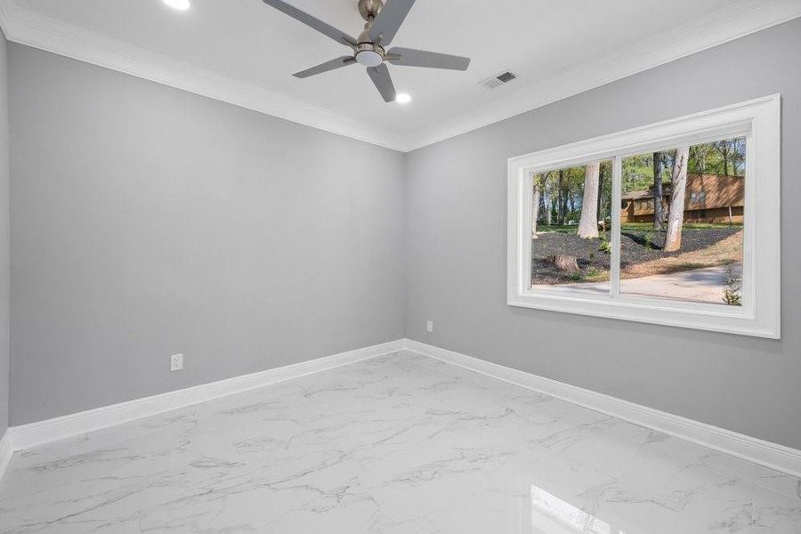 Spacious, unfurnished interior of a new home in , Acworth (Image 34).