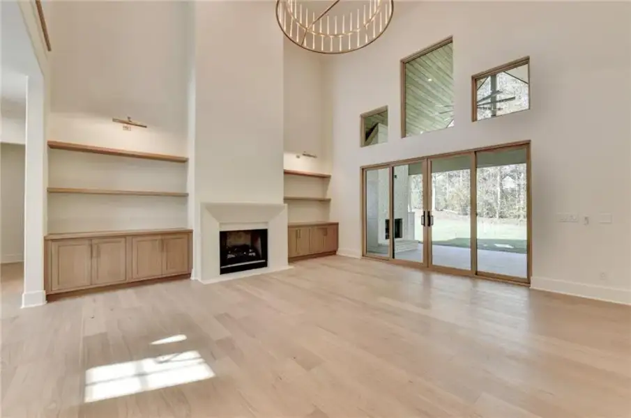 Spacious, unfurnished interior of a new home in Lyndon Creek, Milton (Image 58).