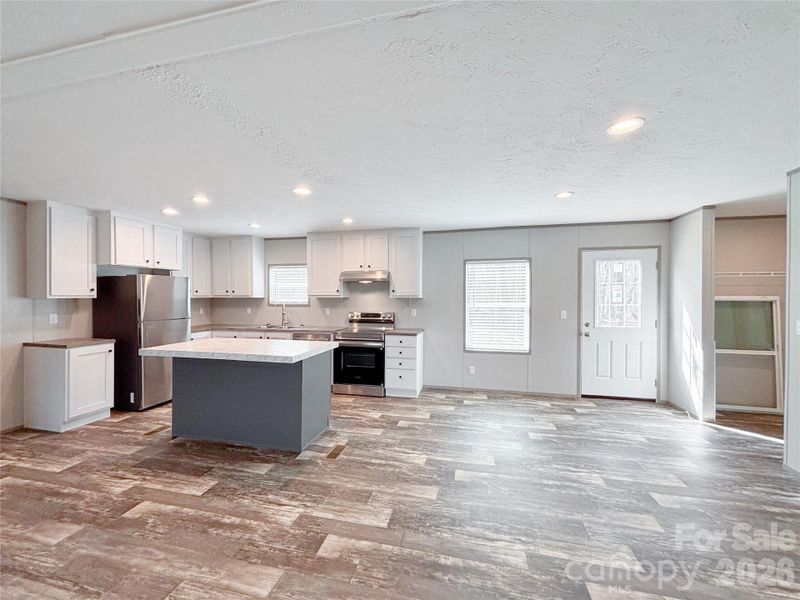 Image 27 of a home in .