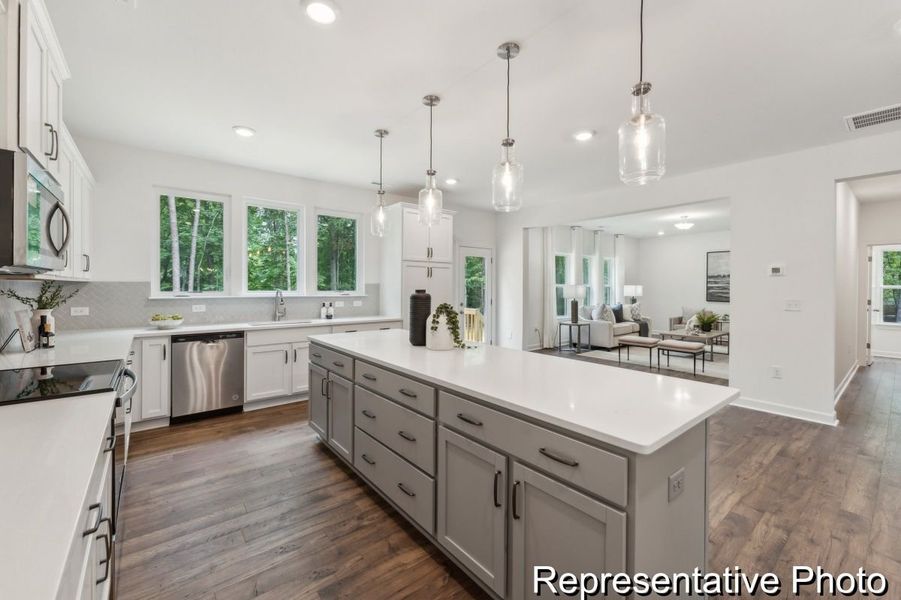 Furnished interior view inside a new home in Edgewater - Lakeview Point, Lancaster (Image 5).