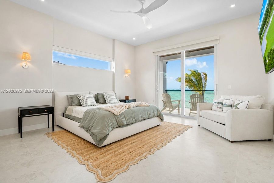 Furnished interior view inside a new home in , Marathon (Image 17).