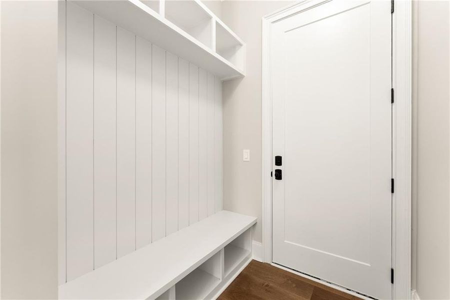 Spacious, unfurnished interior of a new home in , Gainesville (Image 38).