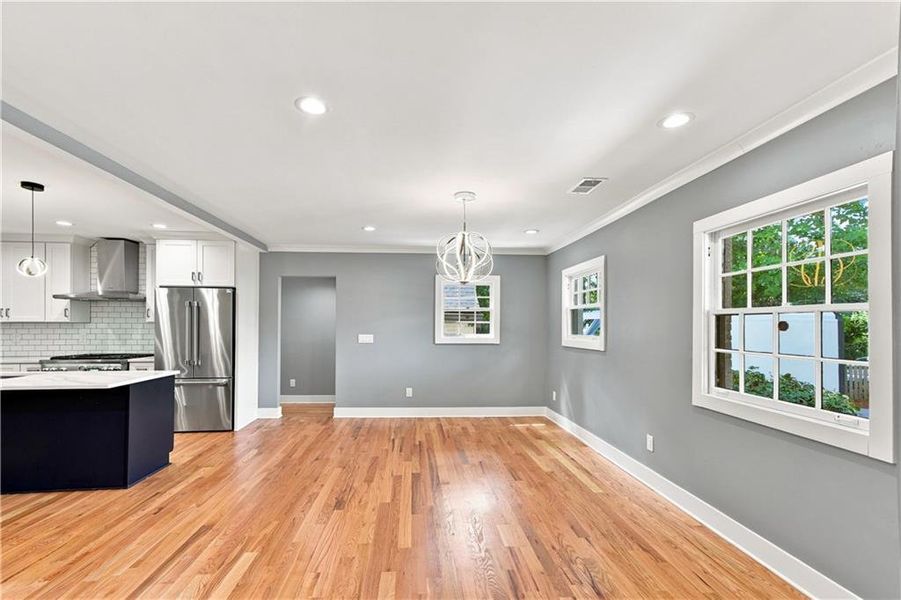 Spacious, unfurnished interior of a new home in , Atlanta (Image 37). Spacious, unfurnished interior of a new home in , Atlanta (Image 37).