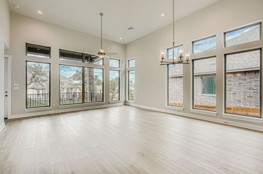 Spacious, unfurnished interior of a new home in 6 Creeks, Kyle (Image 7).