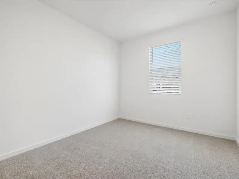 Spacious, unfurnished interior of a new home in Paloma Creek - Estate Series, Surprise (Image 15).