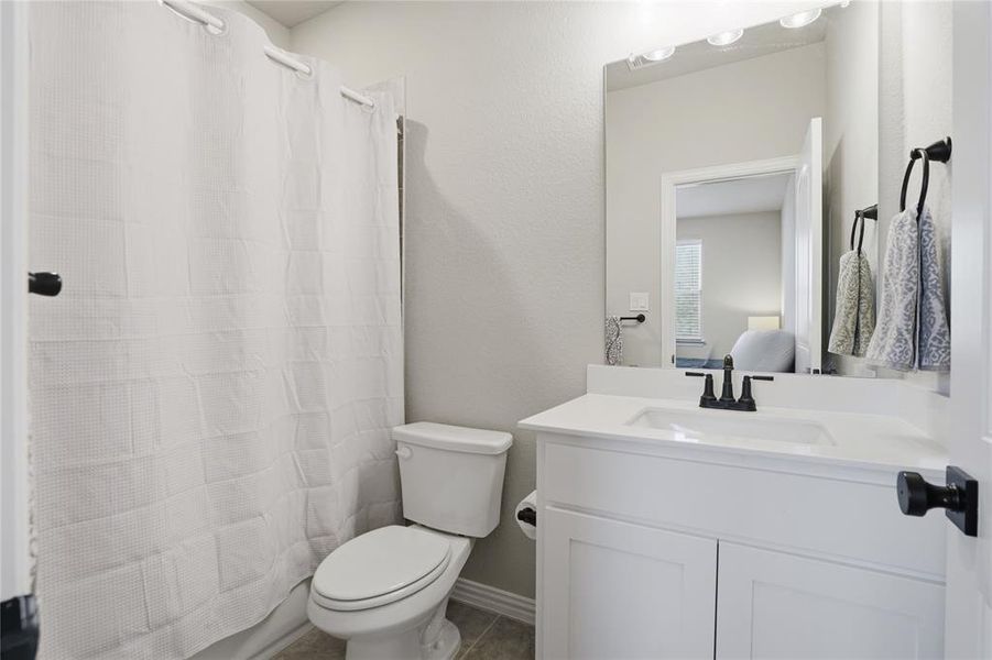 Furnished interior view inside a new home in Morningstar, Aledo (Image 27).