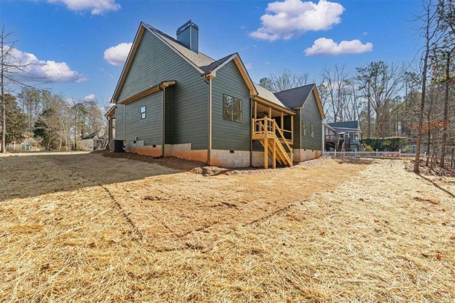 Exterior details and patio area of a home in , Villa Rica (Image 3).
