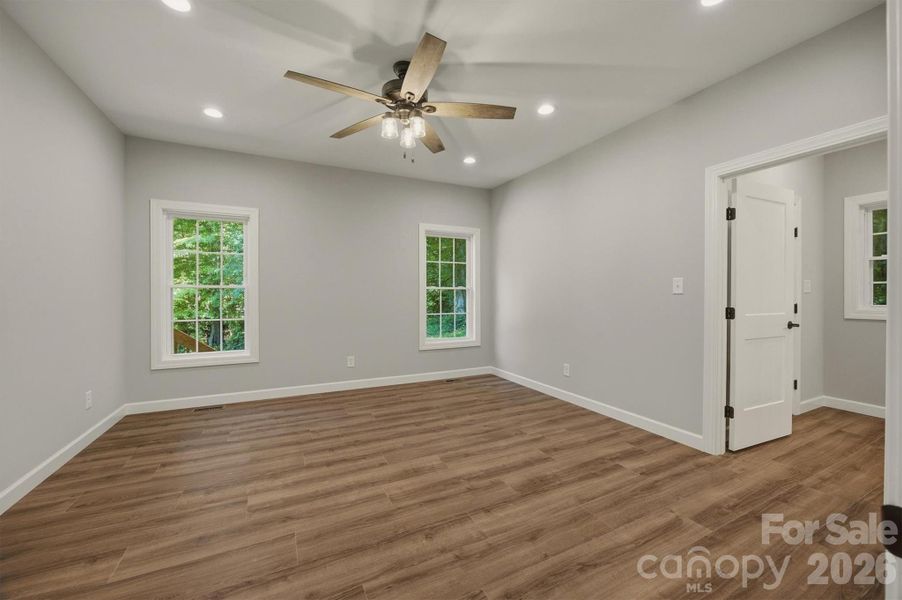 Spacious, unfurnished interior of a new home in , Morganton (Image 27). Spacious, unfurnished interior of a new home in , Morganton (Image 27).