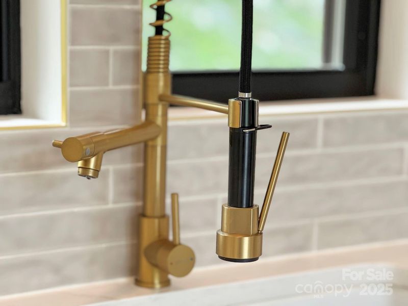 Image 33 of a home in .