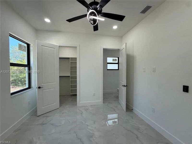 Spacious, unfurnished interior of a new home in , Lehigh Acres (Image 38).