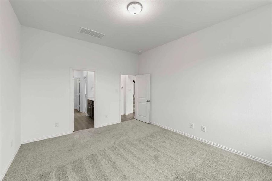 Spacious, unfurnished interior of a new home in Meadow Park, Melissa (Image 14). Spacious, unfurnished interior of a new home in Meadow Park, Melissa (Image 14).