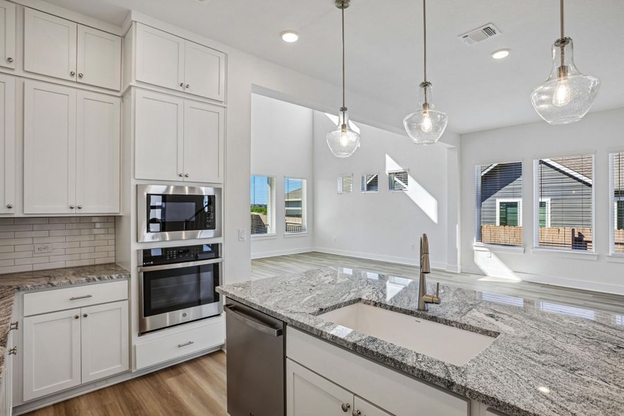 Representative furnished interior of a home built from the Homestead by Pacesetter Homes in Easton Park, Austin (Image 10). Representative furnished interior of a home built from the Homestead by Pacesetter Homes in Easton Park, Austin (Image 10).