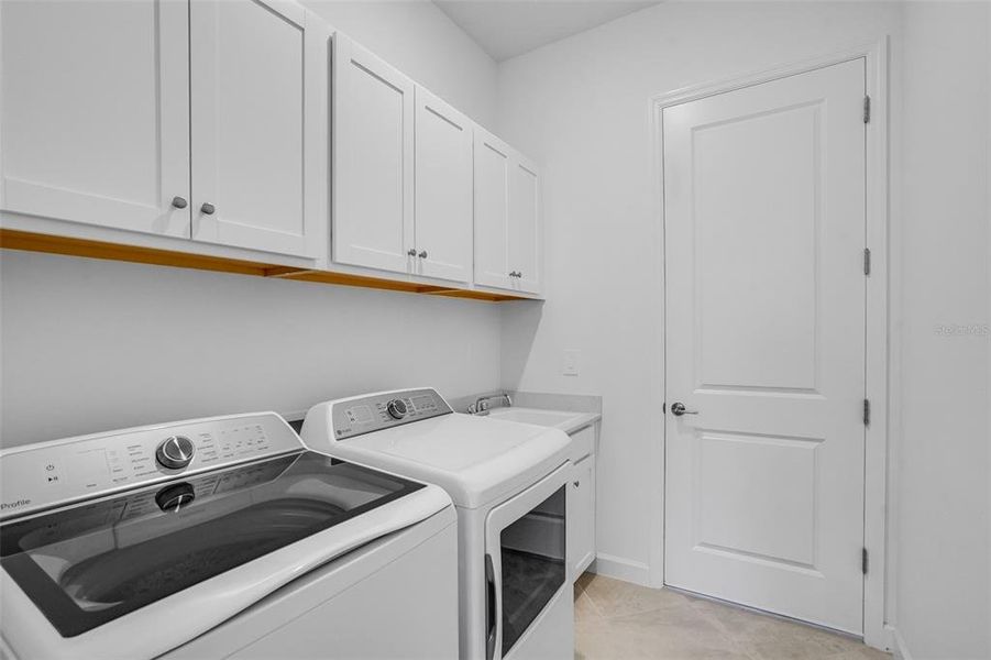 Furnished interior view inside a new home in South Gulf Cove, Port Charlotte (Image 13).