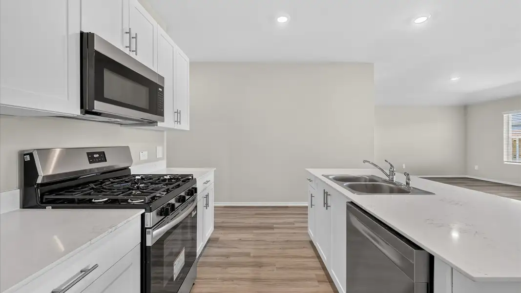 Furnished interior view inside a new home in Lankford Farms, Cleburne (Image 7).