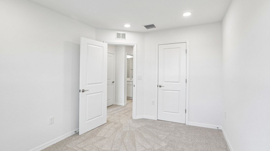 Furnished interior view inside a new home in Twin Oaks, Zephyrhills (Image 38).