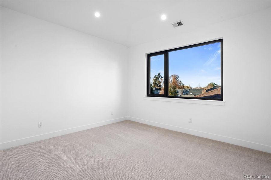 Spacious, unfurnished interior of a new home in , Denver (Image 23).