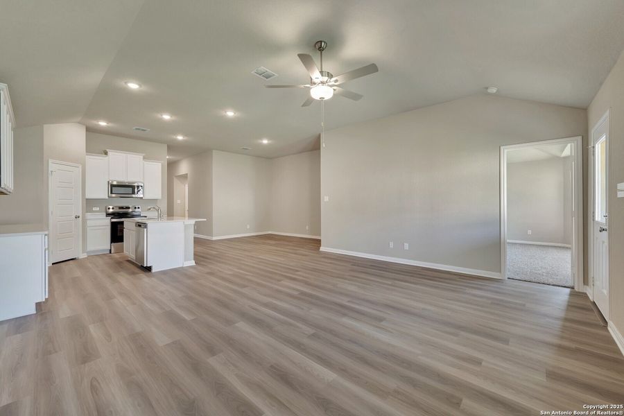 Spacious, unfurnished interior of a new home in Greenspoint Heights, Seguin (Image 28). Spacious, unfurnished interior of a new home in Greenspoint Heights, Seguin (Image 28).