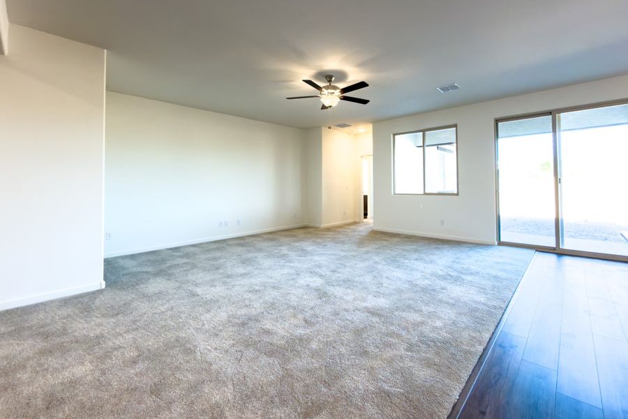 Spacious, unfurnished interior of a new home in Rancho Mirage, Maricopa (Image 27). Spacious, unfurnished interior of a new home in Rancho Mirage, Maricopa (Image 27).