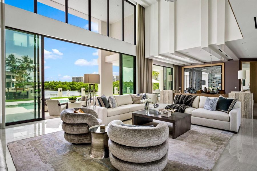 mls_LIVING_LEFT mls_LIVING_LEFT