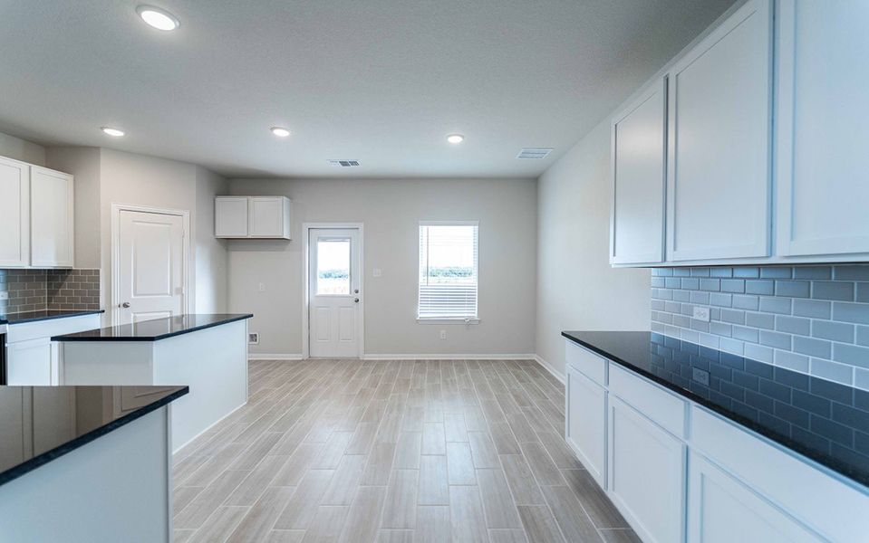 Spacious, unfurnished interior of a new home in Hickory Ridge, Elmendorf (Image 22). Spacious, unfurnished interior of a new home in Hickory Ridge, Elmendorf (Image 22).