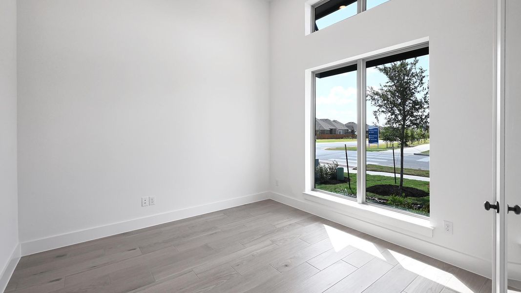 Spacious, unfurnished interior of a new home in Crosswinds, Kyle (Image 25).