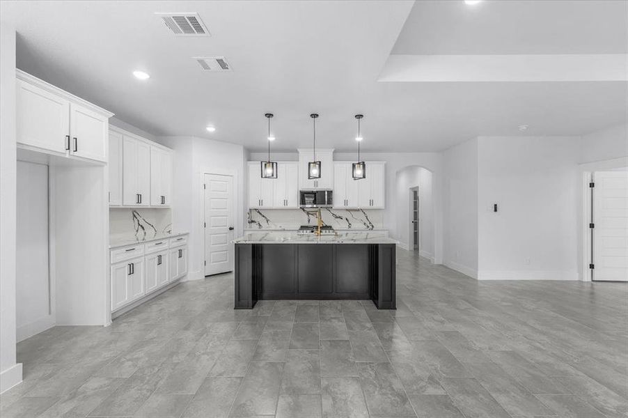 Furnished interior view inside a new home in , Fort Worth (Image 8). Furnished interior view inside a new home in , Fort Worth (Image 8).