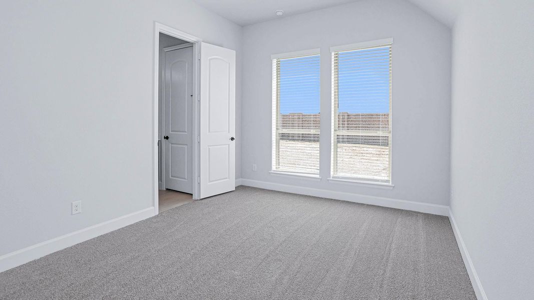 Spacious, unfurnished interior of a new home in Everly, Hockley (Image 15).