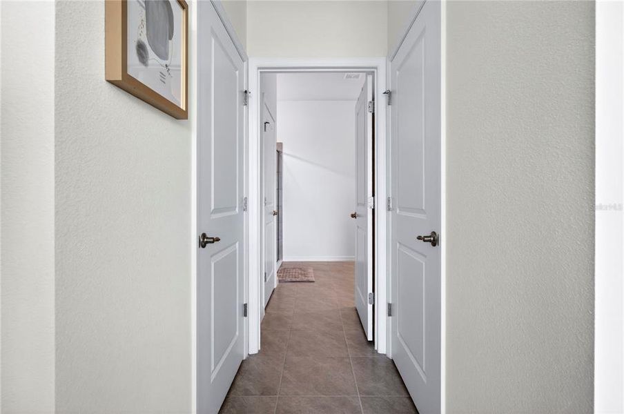 Spacious, unfurnished interior of a new home in , Ocala (Image 19).