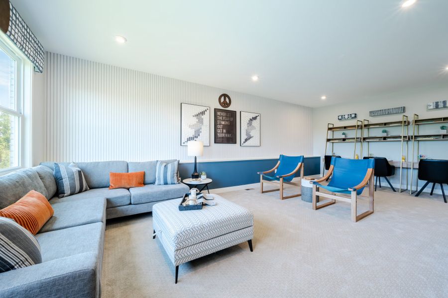 Representative furnished interior of a home built from the Clay by Fischer Homes in Veranda Manor, Canton (Image 19).