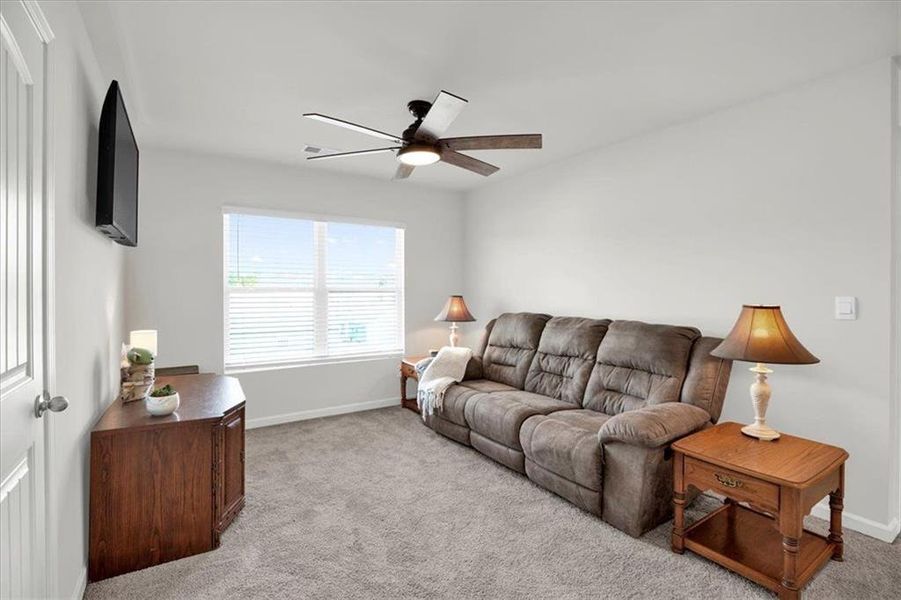 Furnished interior view inside a new home in , Dallas (Image 28).