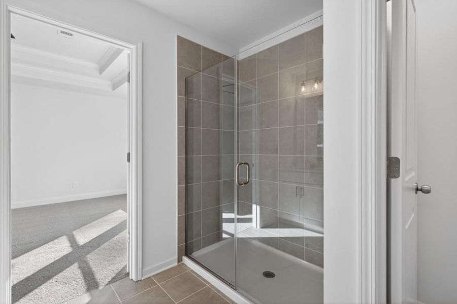 Furnished interior view inside a new home in , Jefferson (Image 9).