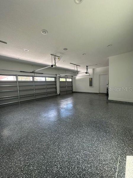 Spacious, unfurnished interior of a new home in , Lake Helen (Image 20).