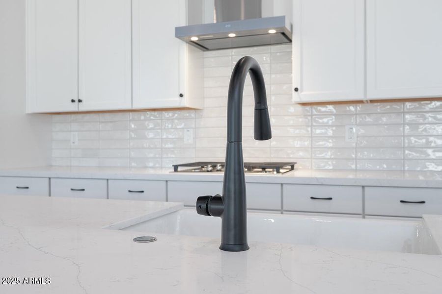 Tri Pointe Waterston Central 272 - Kitch Tri Pointe Waterston Central 272 - Kitch