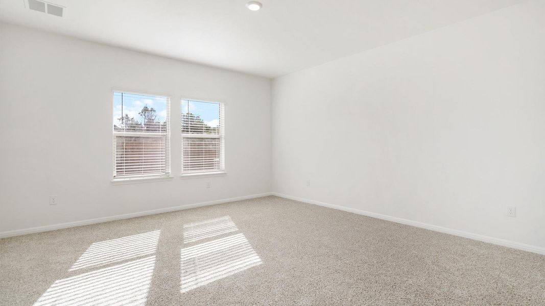 Spacious, unfurnished interior of a new home in Bar W Ranch, Leander (Image 18).