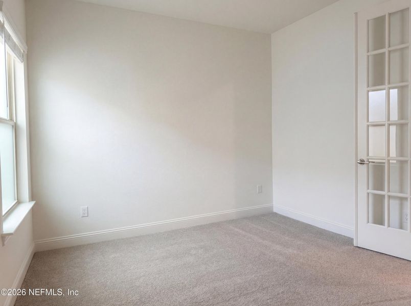 Spacious, unfurnished interior of a new home in , St. Johns (Image 13).