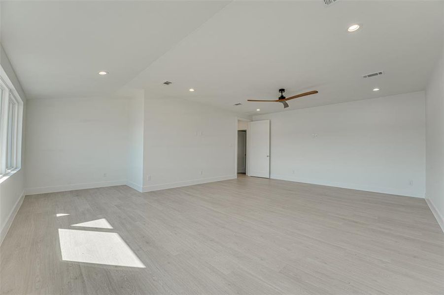 Spacious, unfurnished interior of a new home in , Eustace (Image 21).