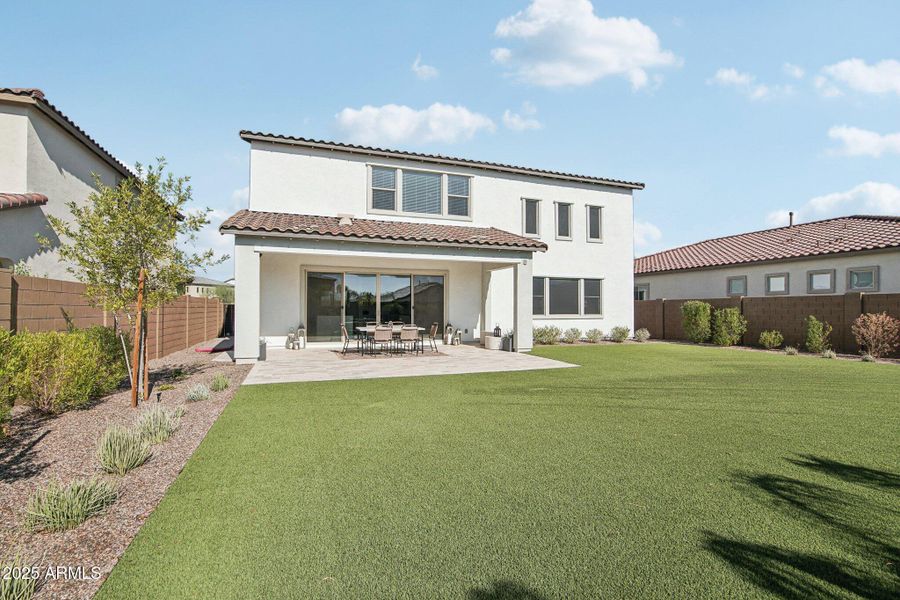 46-web-or-mls-E Waller Ln-S2611-046