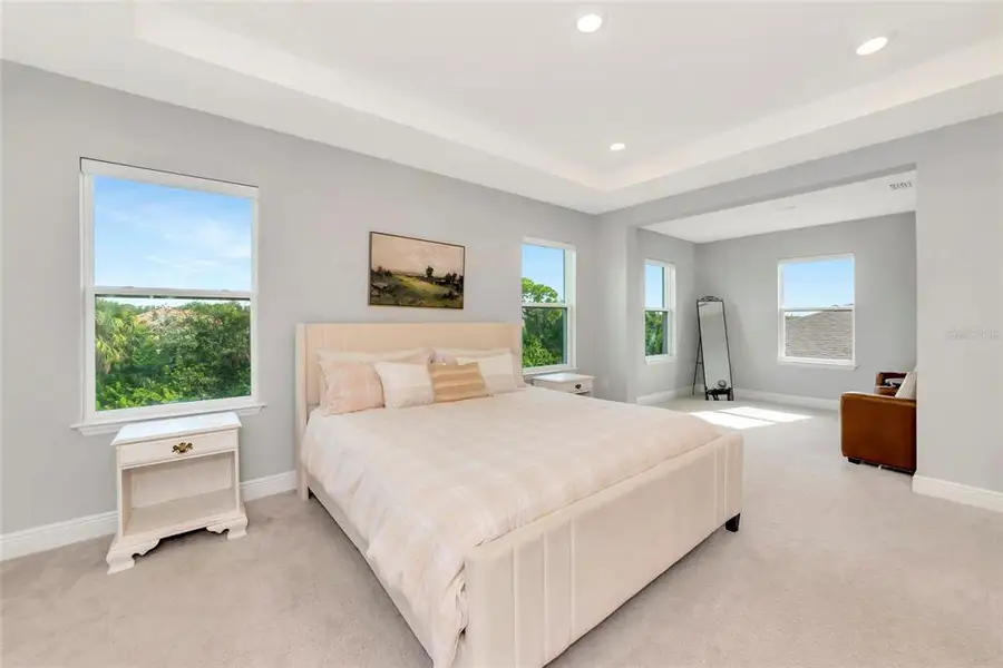 Furnished interior view inside a new home in , Apollo Beach (Image 10).