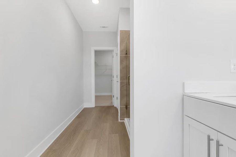 Spacious, unfurnished interior of a new home in Echo Park, Suwanee (Image 19). Spacious, unfurnished interior of a new home in Echo Park, Suwanee (Image 19).