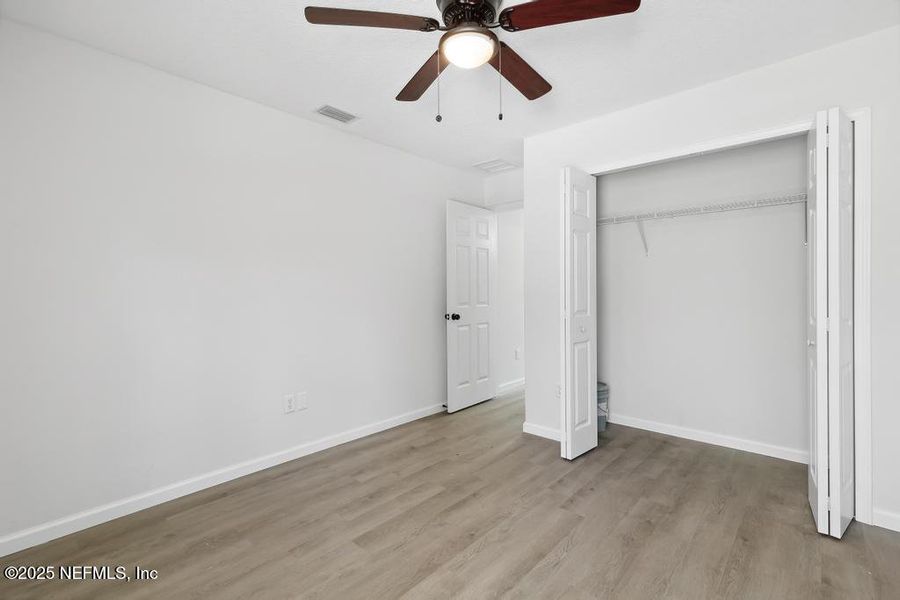 Spacious, unfurnished interior of a new home in , Jacksonville (Image 28).