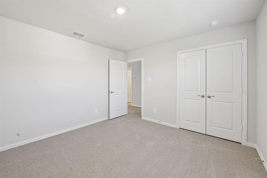 Photo is not of the actual home, but is an inspirational photo of builder’s model home and may depict options, furnishings, and/or decorator features that are not included.