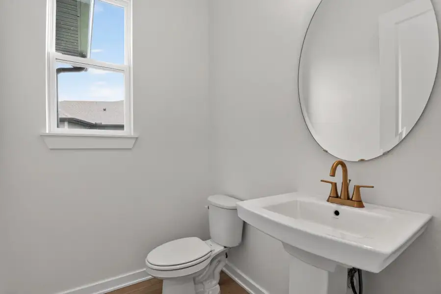 Furnished interior view inside a new home in Ardisia Park, New Smyrna Beach (Image 7).