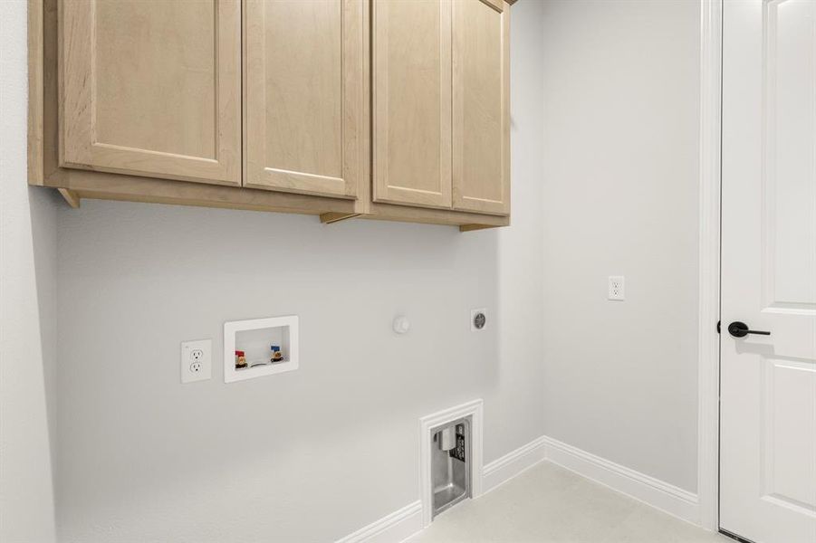 06. 2101 Clairmount - Utility