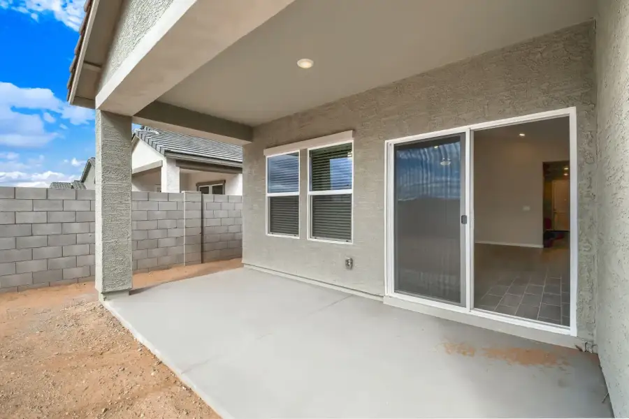 Maricopa, AZ New Home.  - Slide 33